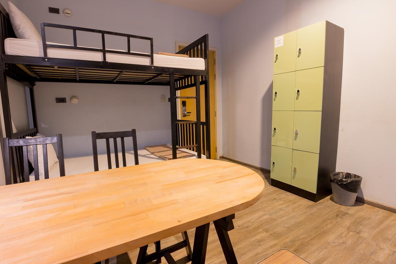 Oldtown Hostel Bangkok Eksteriør bilde