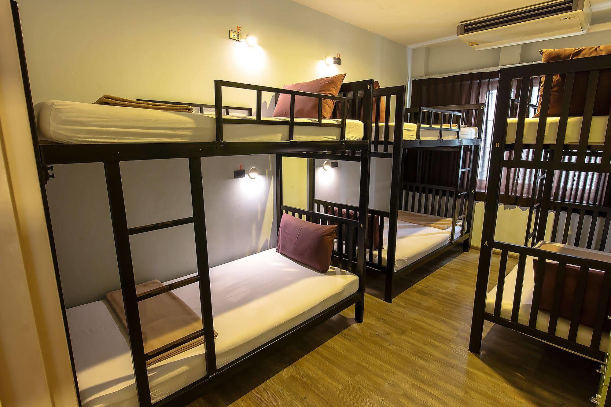 Oldtown Hostel Bangkok Eksteriør bilde